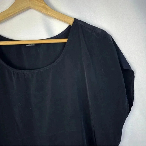 Forever 21 Navy Blue Short Sleeve Blouse S - Picture 3 of 3